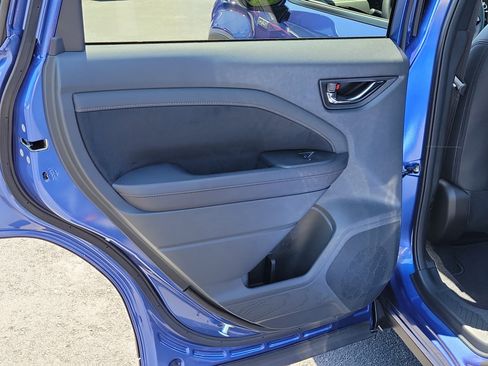 Used 2025 Subaru Forester Touring image 13