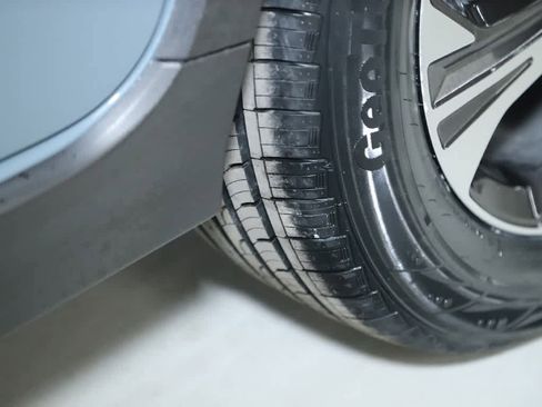 Certified 2024 Subaru Crosstrek 2.0i Premium image 37