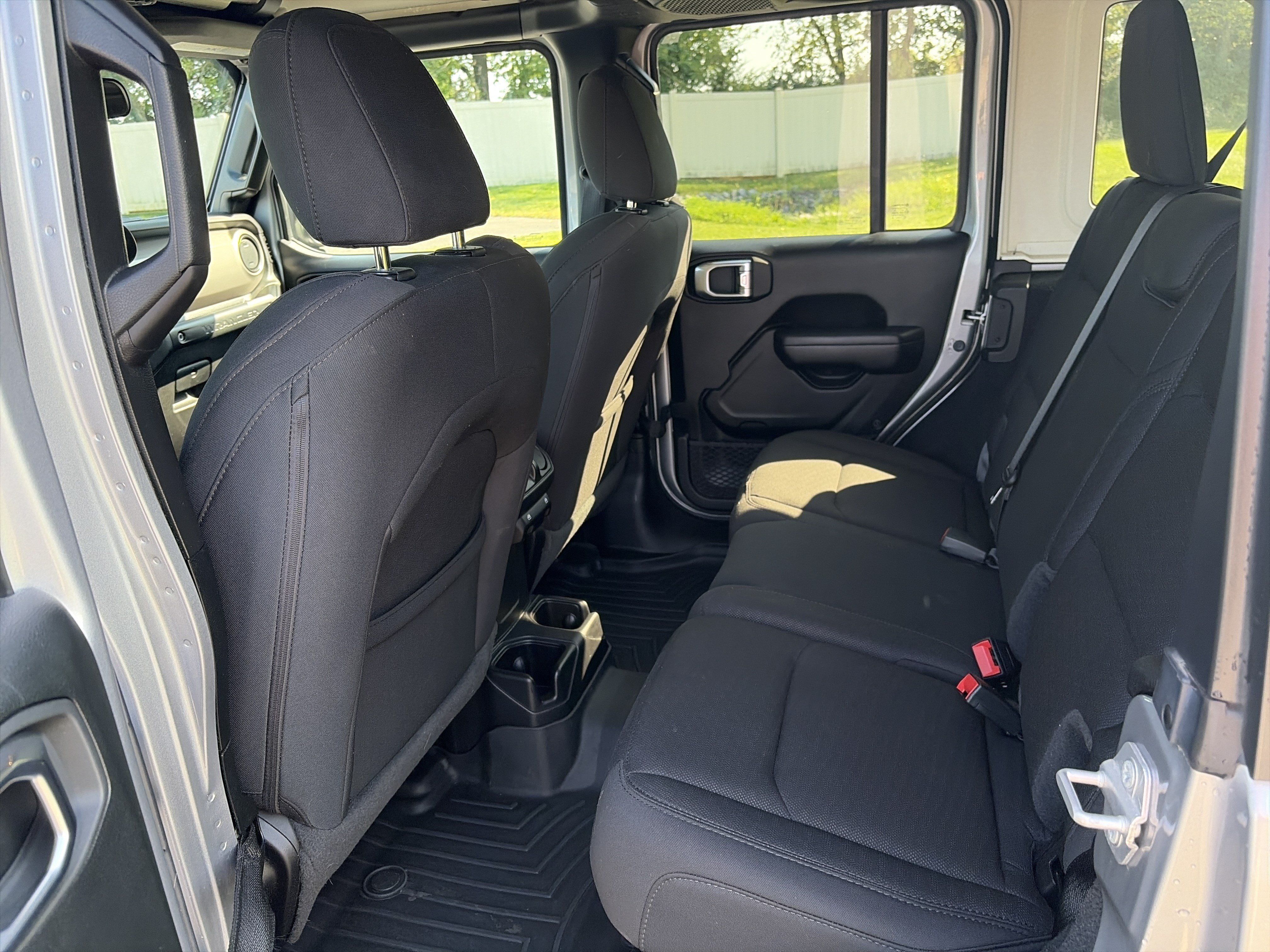 Used 2020 Jeep Wrangler Unlimited Sport S AWD/4WD image 20