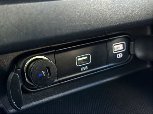 Used 2022 Kia Seltos EX image 34