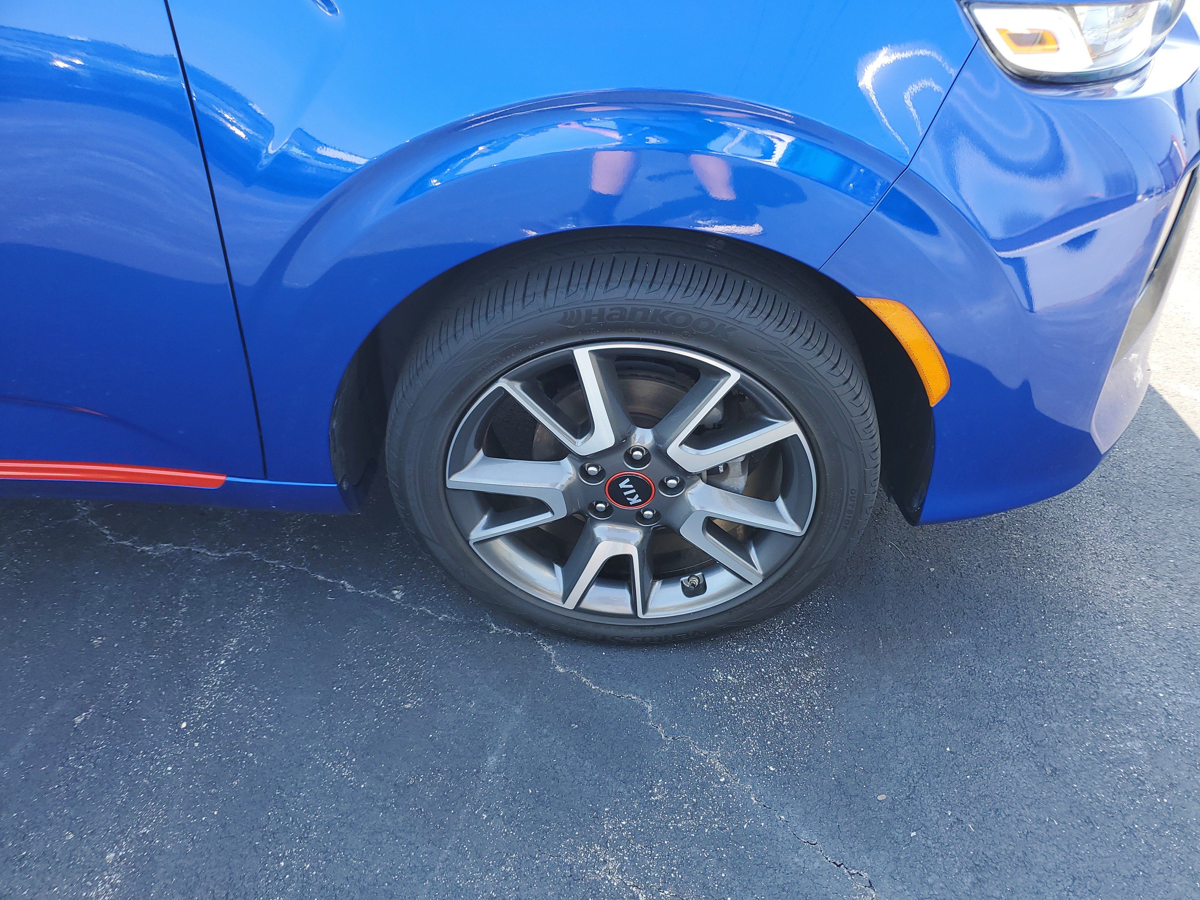 Used 2021 Kia Soul GT-Line FWD image 5