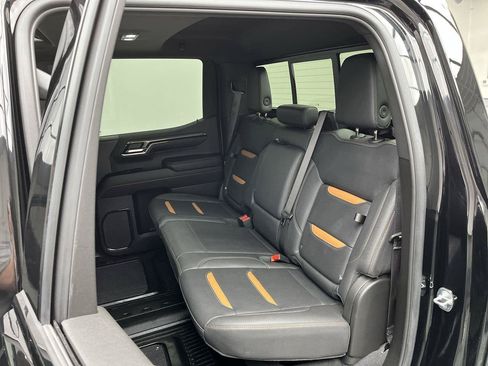 Certified 2024 GMC Sierra 1500 AT4 w/ Technology Package AWD/4WD image 14
