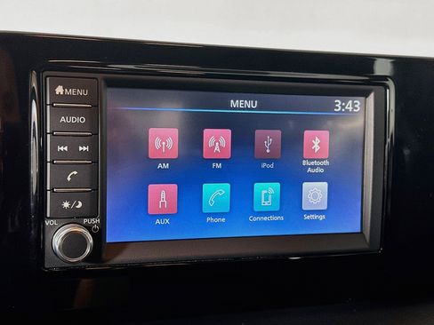 Used 2025 Nissan Kicks S FWD image 21