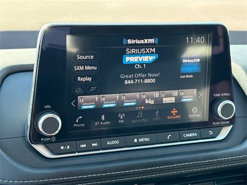 Used 2023 Nissan Rogue SV image 23