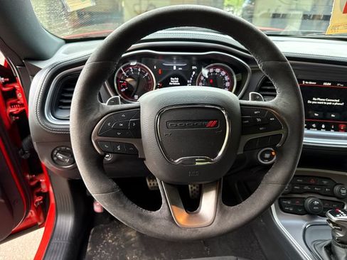 Used 2021 Dodge Challenger R/T Scat Pack RWD image 18