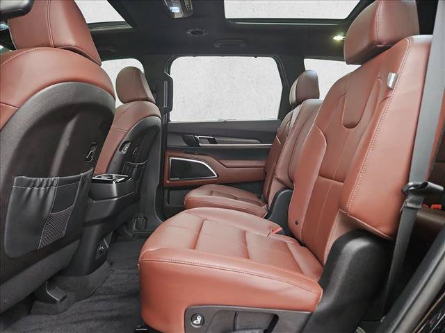Used 2024 Kia Telluride SX w/ Towing Package AWD/4WD image 21