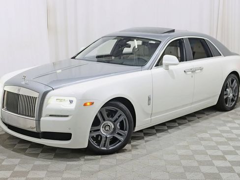 Used 2016 Rolls-Royce Ghost RWD image 7
