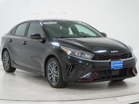 Used 2022 Kia Forte GT-Line w/ GT-Line Technology Package FWD image 15