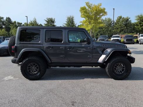 Used 2022 Jeep Wrangler Unlimited Rubicon w/ Xtreme Recon 35" Tire Package AWD/4WD image 3