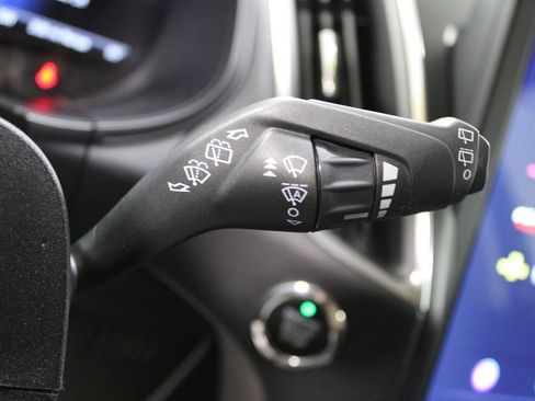 Used 2024 Ford Edge Titanium image 42