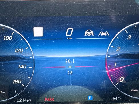 Used 2025 Mercedes-Benz E 350 Sedan image 25