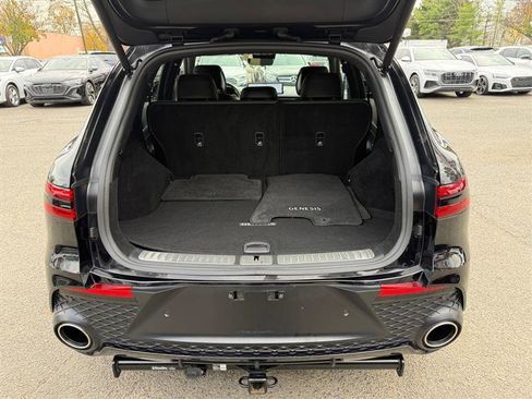 Used 2024 Genesis GV70 2.5T w/ Sport Prestige Package image 17