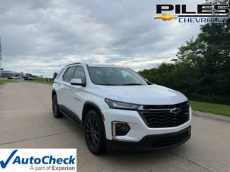 Used 2023 Chevrolet Traverse RS w/ LPO, Floor Liner Package FWD video 1