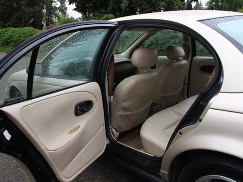 Used 1996 Saturn S-Series SL2 FWD image 14