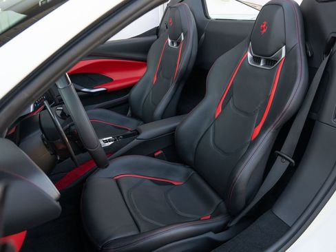 Used 2024 Ferrari 296 GTS image 32