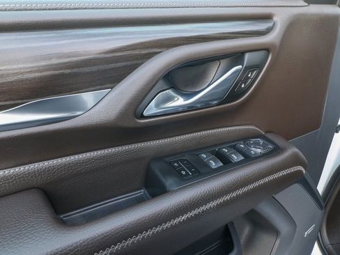 Used 2021 GMC Yukon XL Denali w/ Denali Ultimate Package image 14