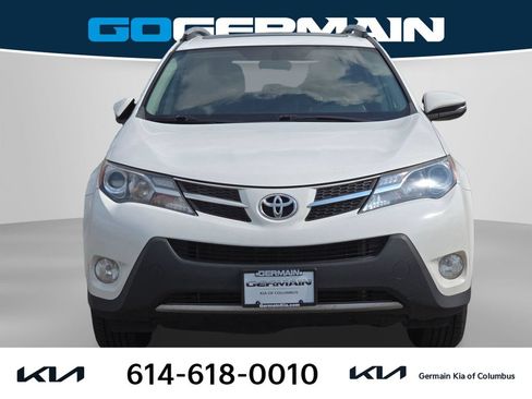 Used 2015 Toyota RAV4 XLE FWD image 2