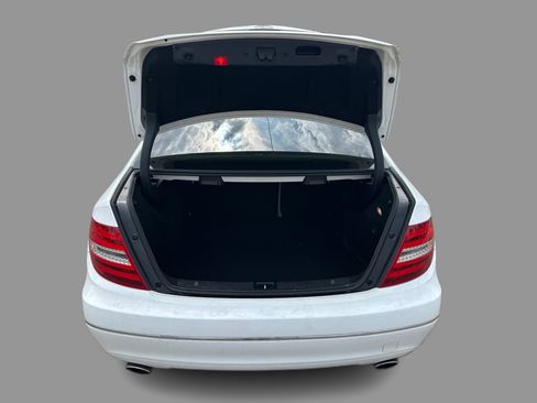 Used 2014 Mercedes-Benz C 300 4MATIC Sedan image 25