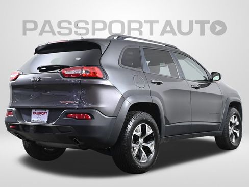 Used 2015 Jeep Cherokee Trailhawk w/ Comfort/Convenience Group image 11