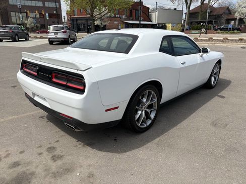 Used 2022 Dodge Challenger GT image 8