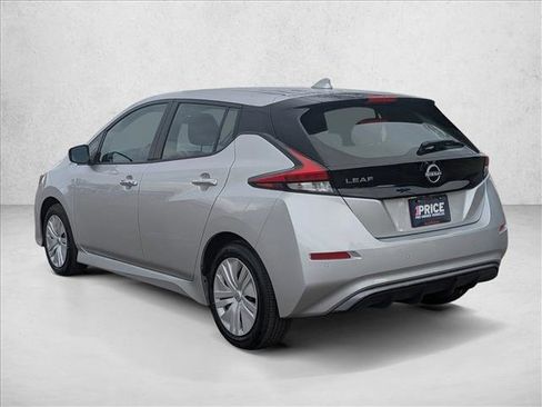Used 2025 Nissan Leaf S image 7