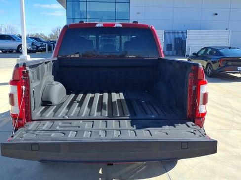 Used 2023 Ford F150 Lariat w/ Trailer Tow Package image 11