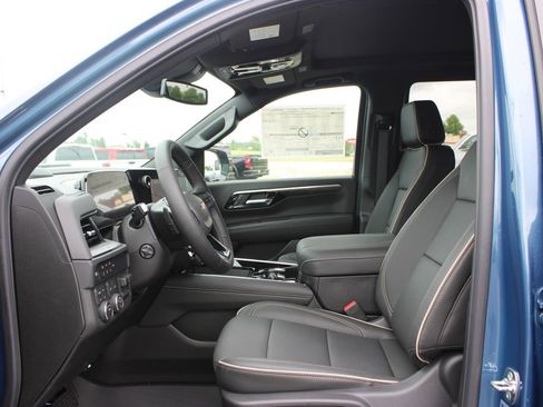 New 2026 Chevrolet Tahoe Premier w/ Sun And Tow Package AWD/4WD image 24