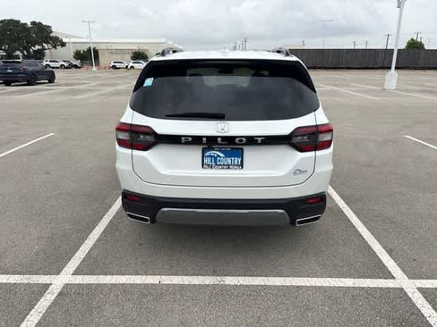 Used 2026 Honda Pilot EX-L image 4