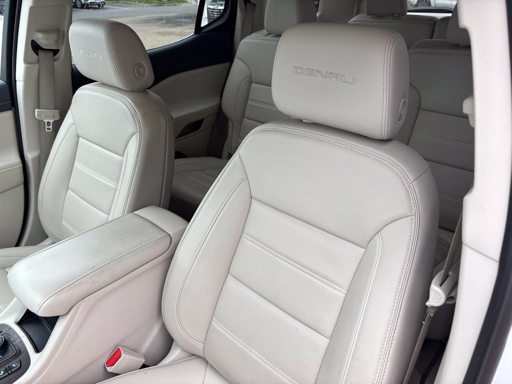 Used 2023 GMC Acadia Denali AWD/4WD image 14