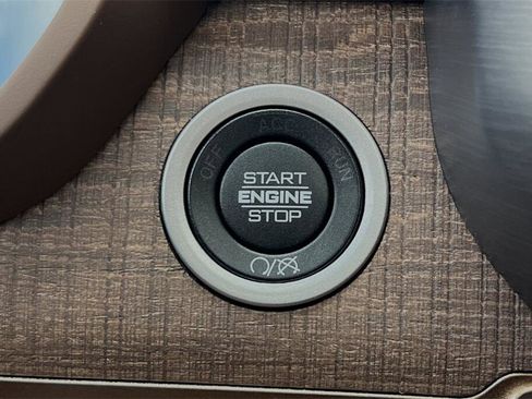 New 2024 RAM 2500 Limited w/ Safety Group image 19