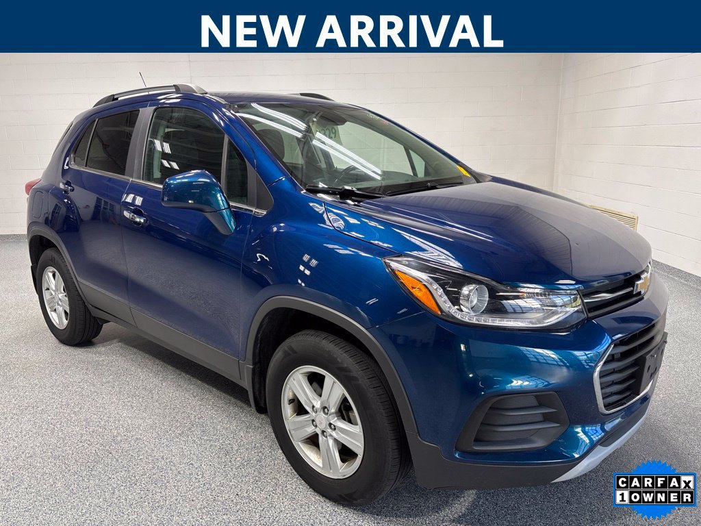 Used 2019 Chevrolet Trax LT w/ LT Convenience Package AWD/4WD image 1