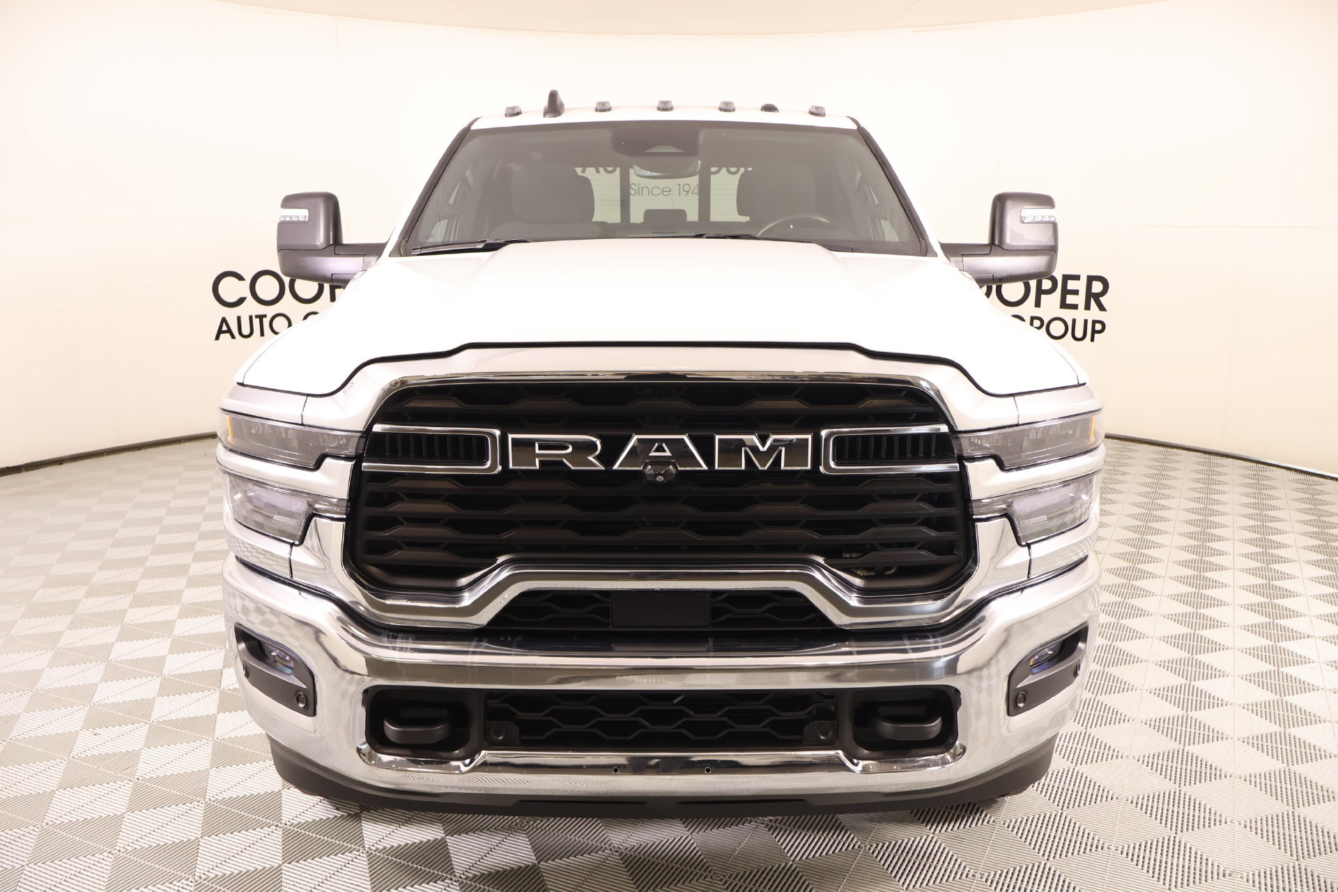 Used 2025 RAM 2500 Tradesman AWD/4WD image 9