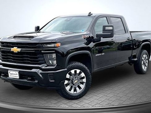 Used 2024 Chevrolet Silverado 2500 Custom w/ Custom Value Package AWD/4WD image 1