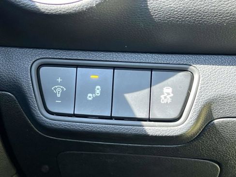 Used 2023 Kia Forte GT-Line w/ GT-Line Technology Package image 19