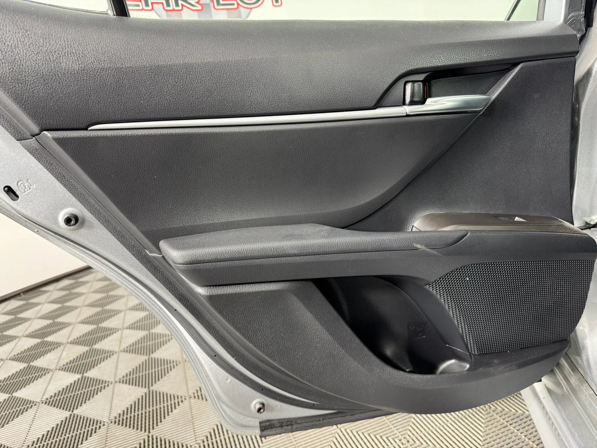 Used 2023 Toyota Camry SE FWD image 37