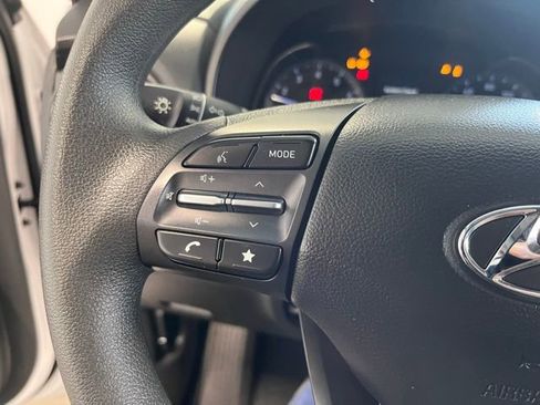 Used 2023 Hyundai Kona SE image 25