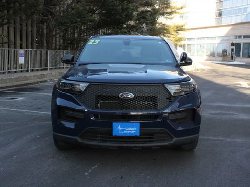 Used 2023 Ford Explorer 4WD Police Interceptor image 3