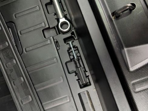 Used 2019 Subaru Ascent Premium image 35