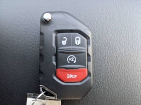 New 2026 Jeep Gladiator Rubicon AWD/4WD image 30