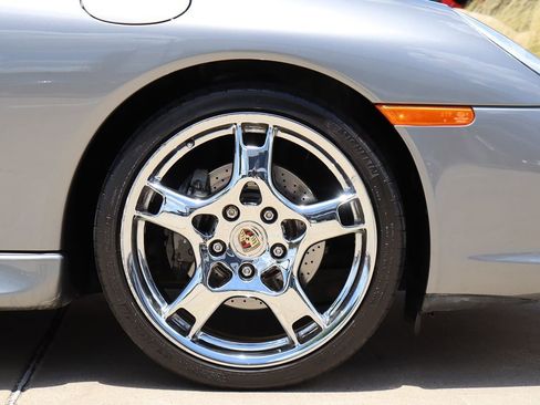 Used 2002 Porsche 911 Carrera image 44