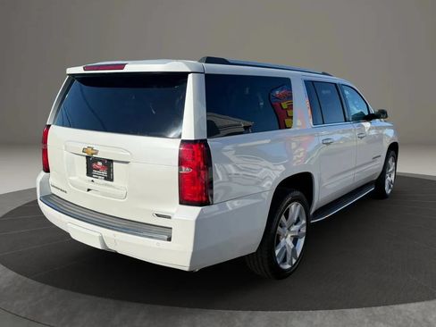 Used 2017 Chevrolet Suburban Premier AWD/4WD image 8