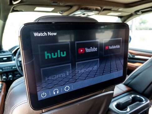 Used 2023 GMC Yukon Denali Ultimate AWD/4WD image 43