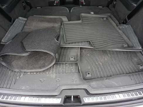 Used 2020 Volvo XC90 T6 Inscription w/ Protection Package image 21