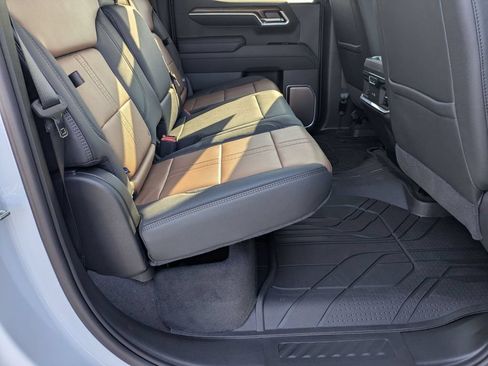 New 2026 Chevrolet Silverado 1500 High Country AWD/4WD image 37