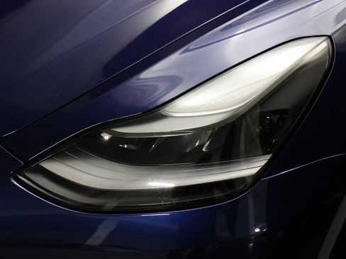 Used 2023 Tesla Model 3 Performance AWD/4WD image 4