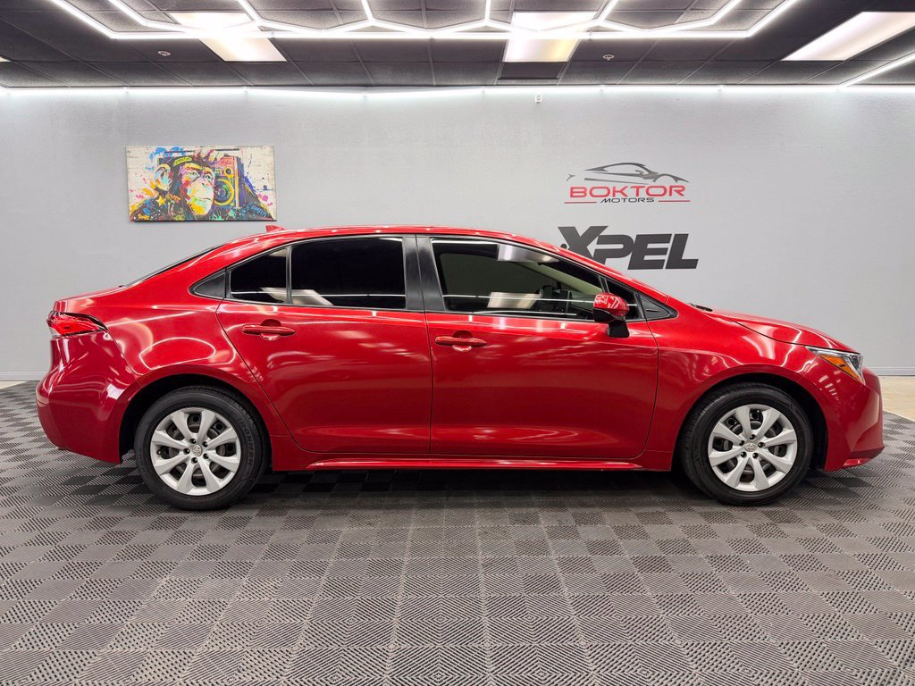 Used 2021 Toyota Corolla LE FWD image 18