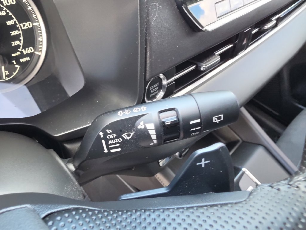 Used 2024 Mitsubishi Outlander SE Black Edition FWD image 25