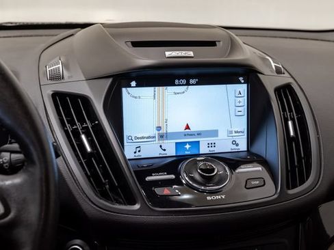 Used 2017 Ford Escape Titanium FWD image 19