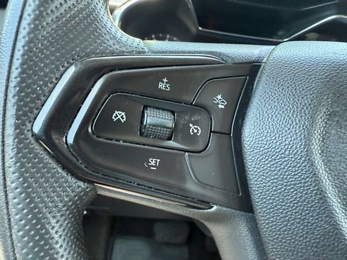 Used 2021 Chevrolet TrailBlazer LT w/ Convenience Package AWD/4WD image 33