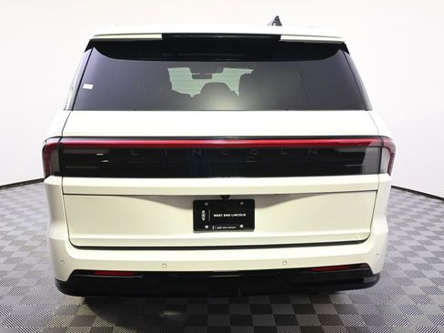 New 2026 Lincoln Navigator Black Label AWD/4WD image 5
